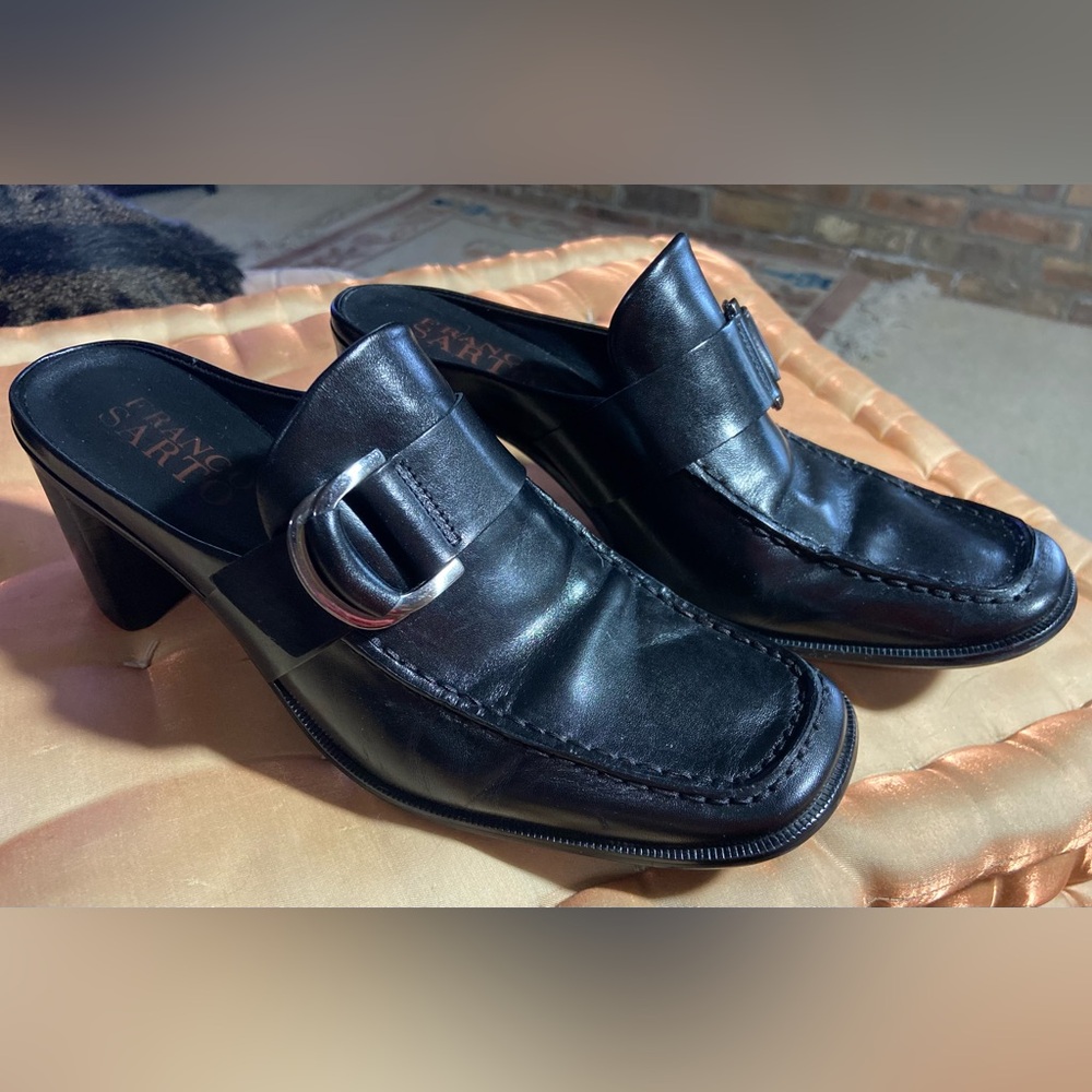 CHUNKY HEELED MULES, by Franco Sarto